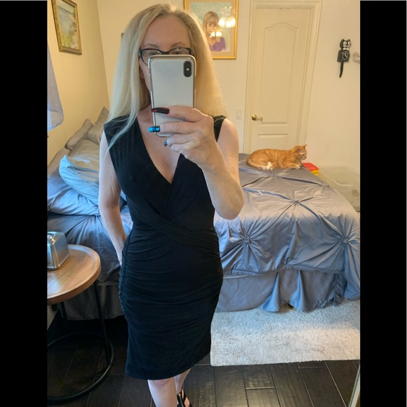 Kut from the Kloth Dresses & Skirts - ♥️ HOST PICK♥️ NWT Kut from the Kloth perfect LBD